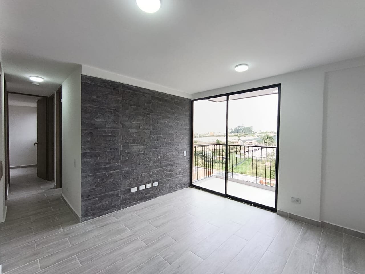 Apartamento en arriendo en El Carmen De Viboral — foto 4 de 17