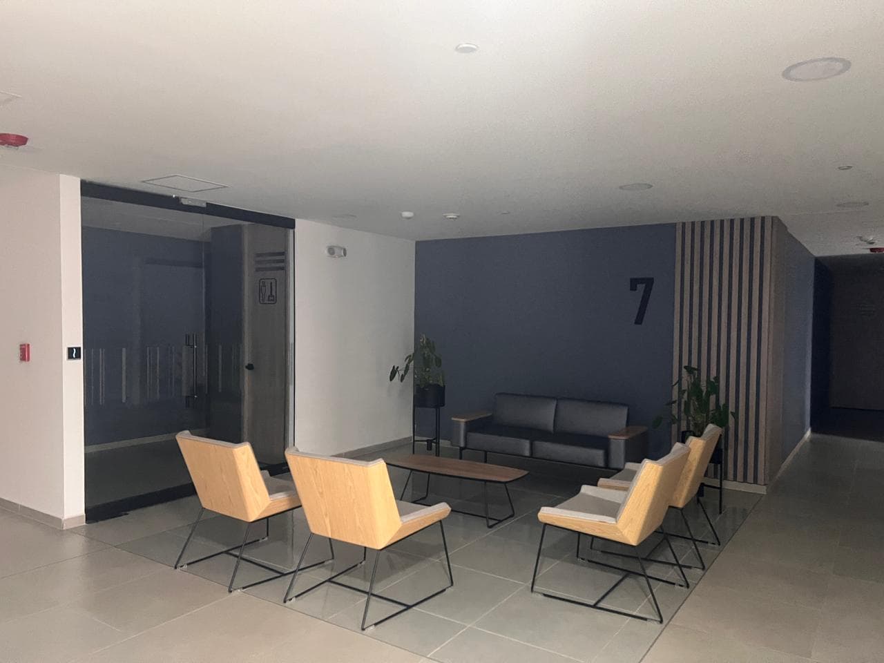Consultorio en arriendo en San Diego, El Poblado, Medellín — foto 5 de 20