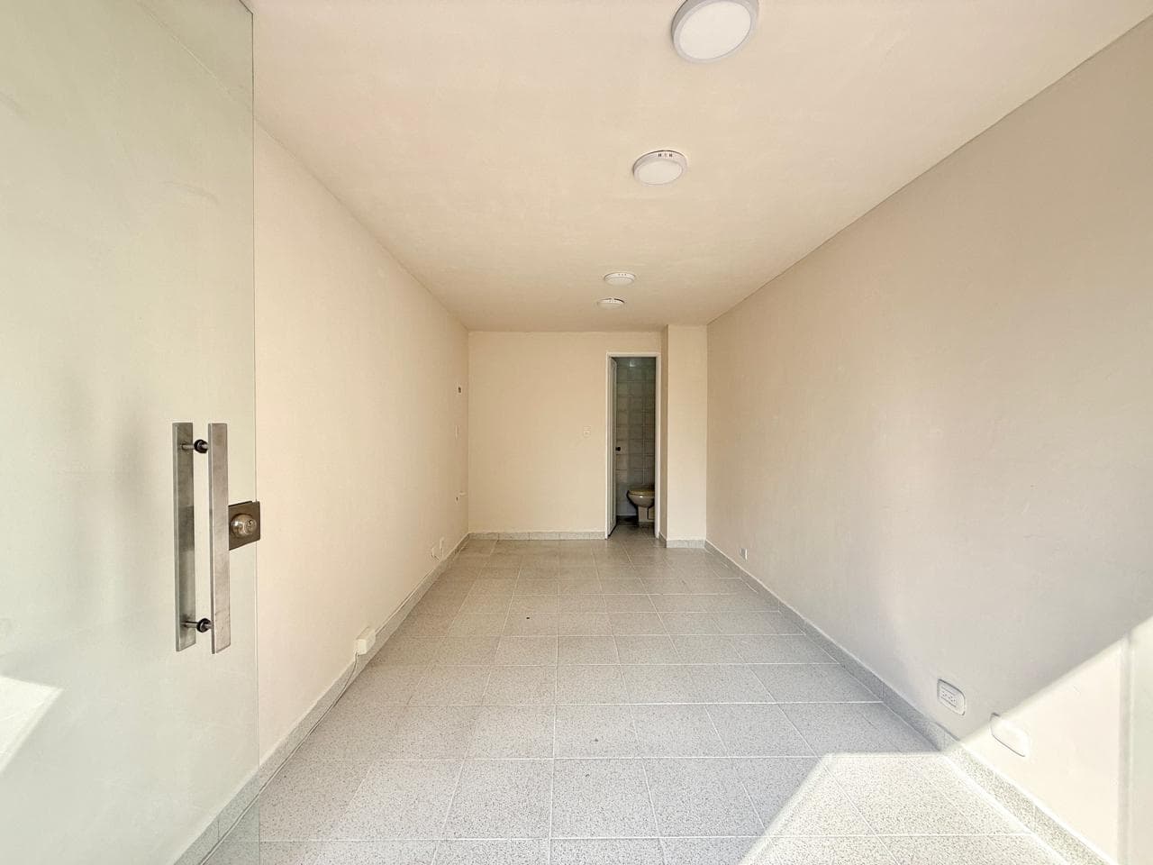 Local en arriendo en Centro, Pereira — foto 3 de 9
