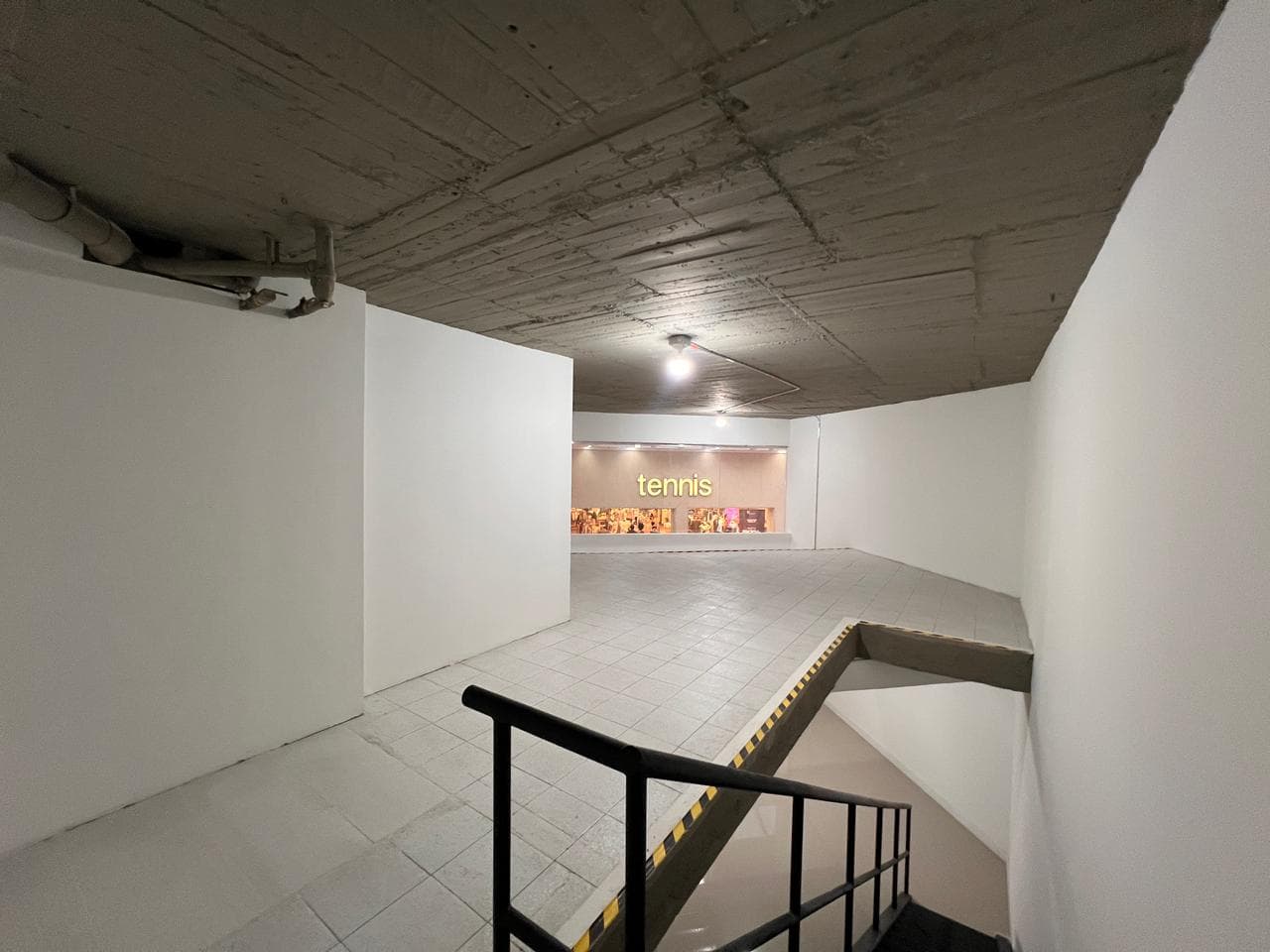 Local en arriendo en Conquistadores, Laureles, Medellín — foto 2 de 14