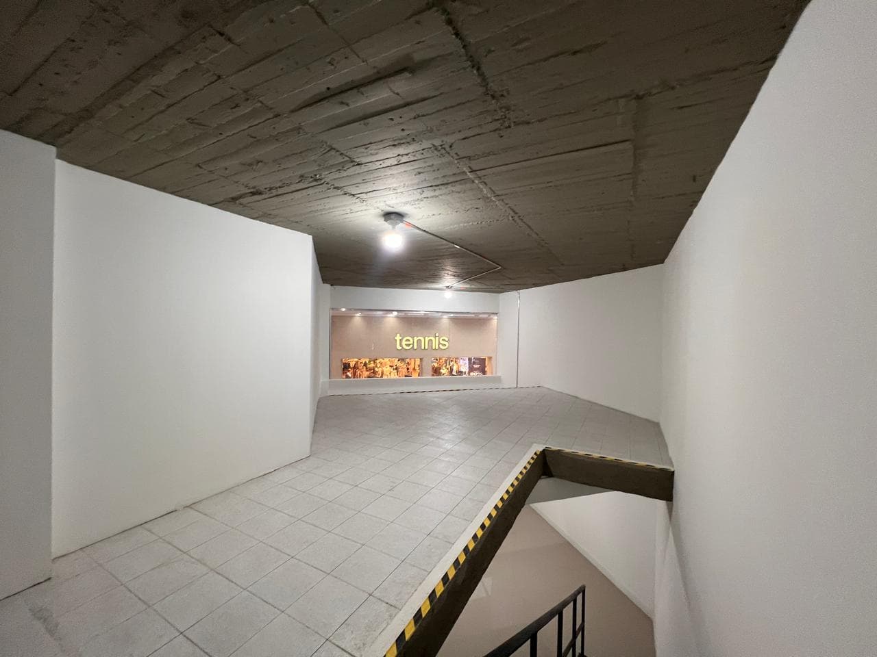 Local en arriendo en Conquistadores, Laureles, Medellín — foto 5 de 14