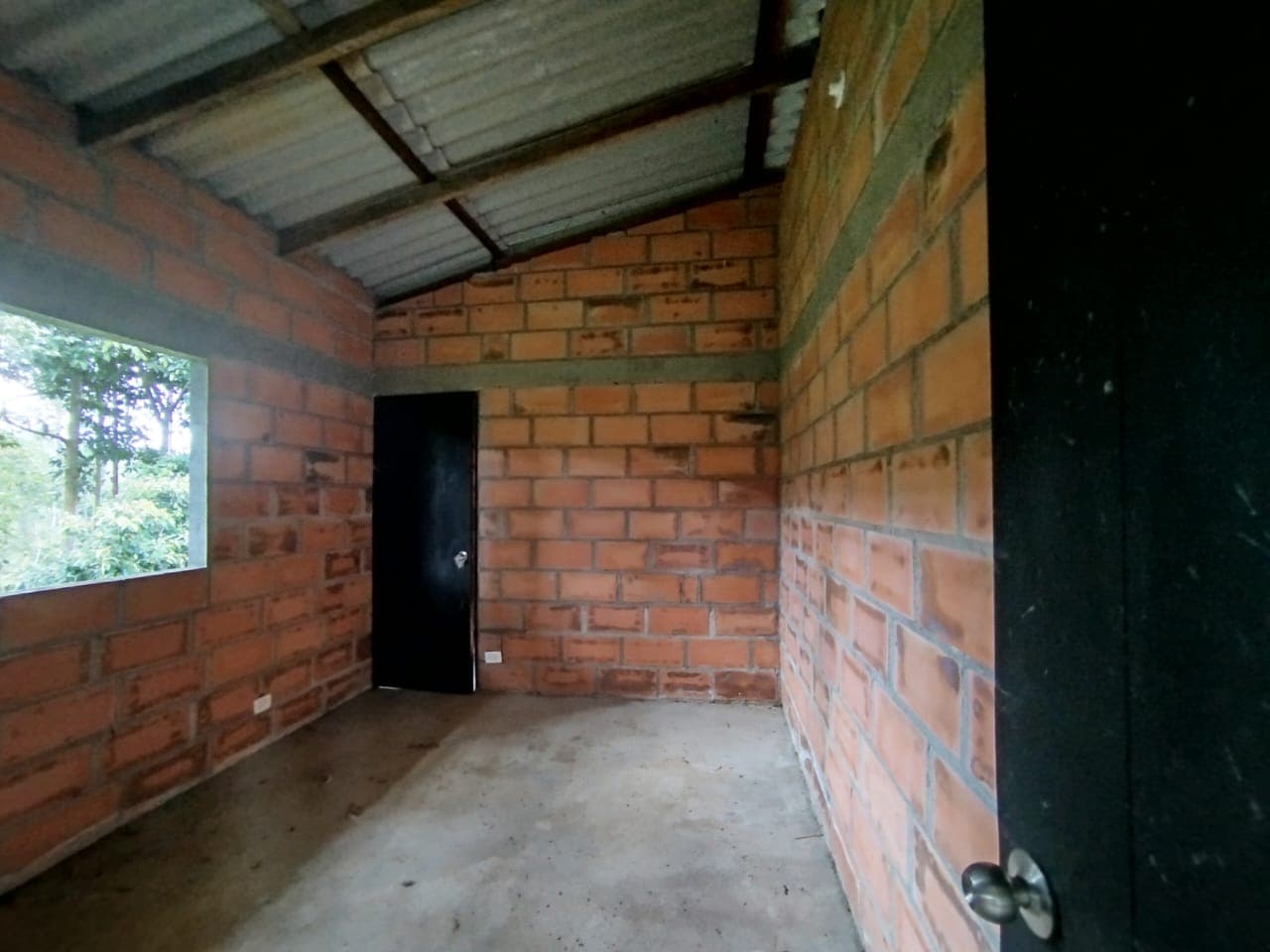 Local en arriendo en Retiro — foto 4 de 10