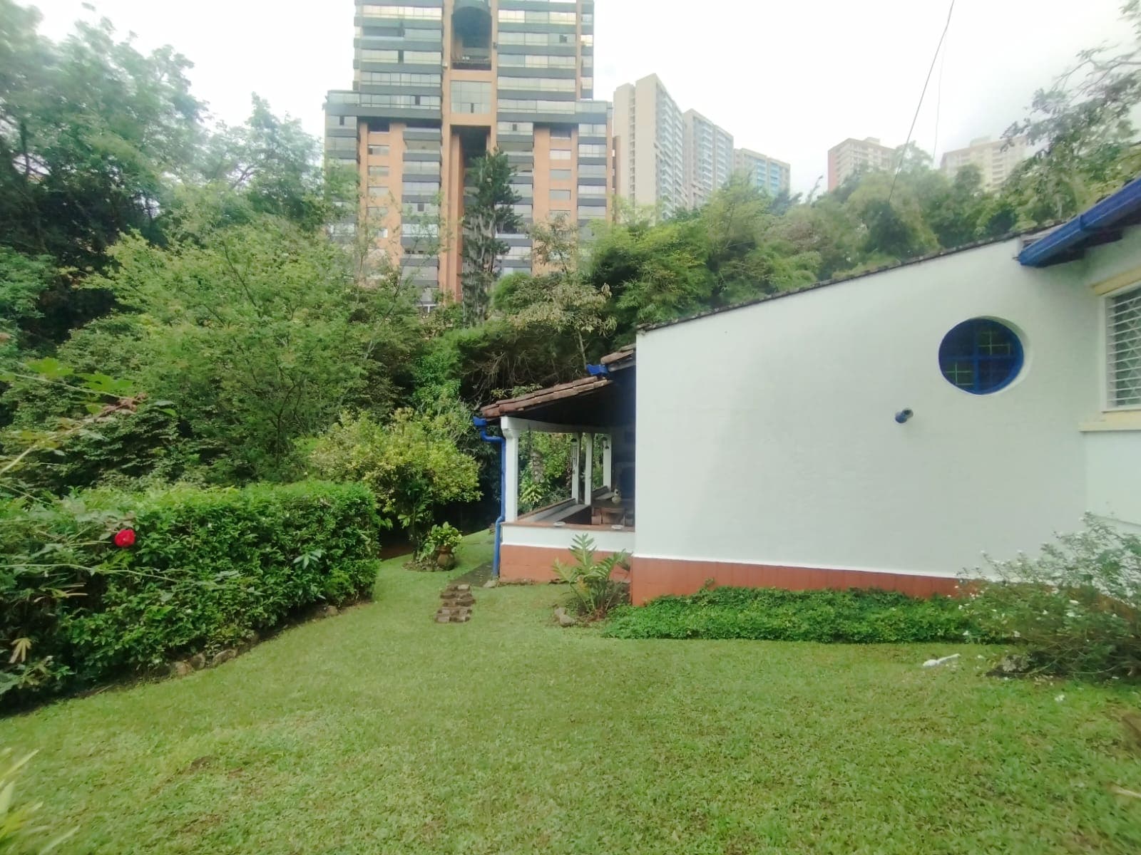 Casa Vivienda en arriendo en El Campestre La Frontera, El Poblado, Medellín — foto 5 de 20