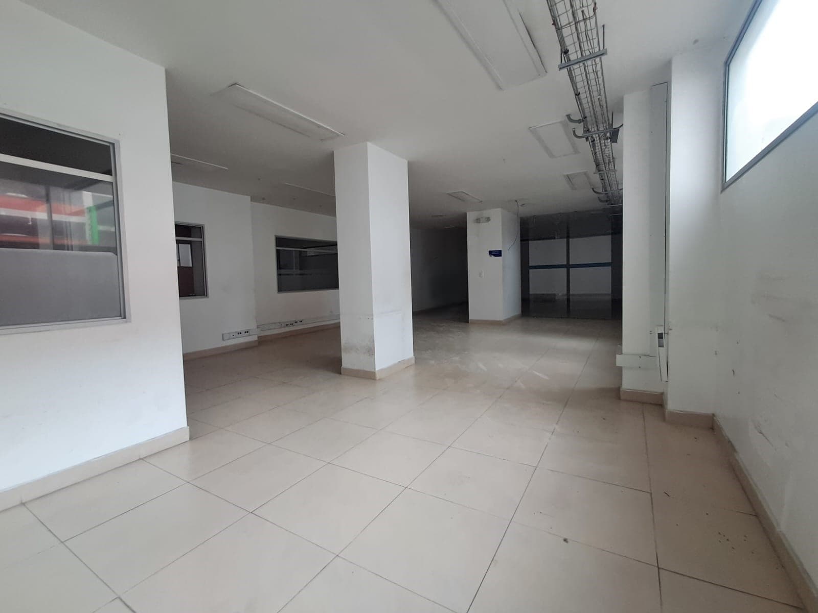 Local en arriendo en Centro, Pereira — foto 1 de 11