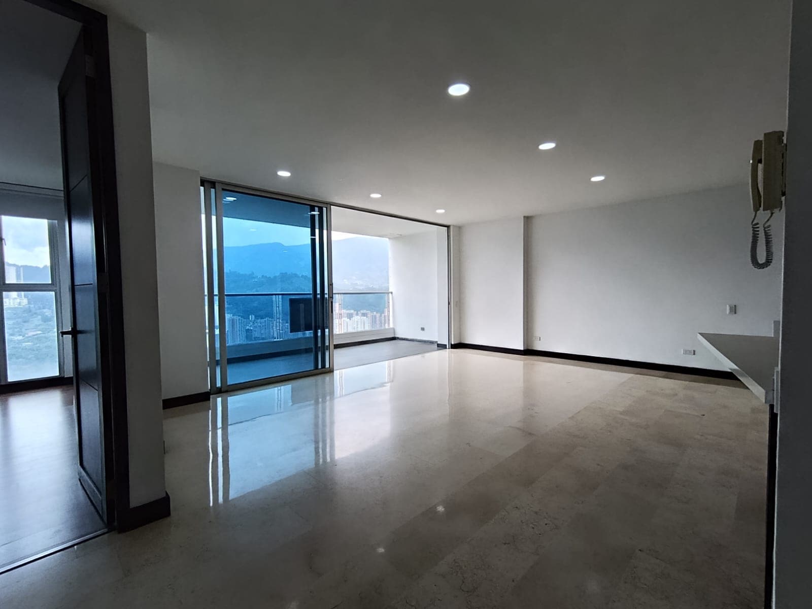 Apartamento en arriendo en Aves María, Sabaneta — foto 1 de 20