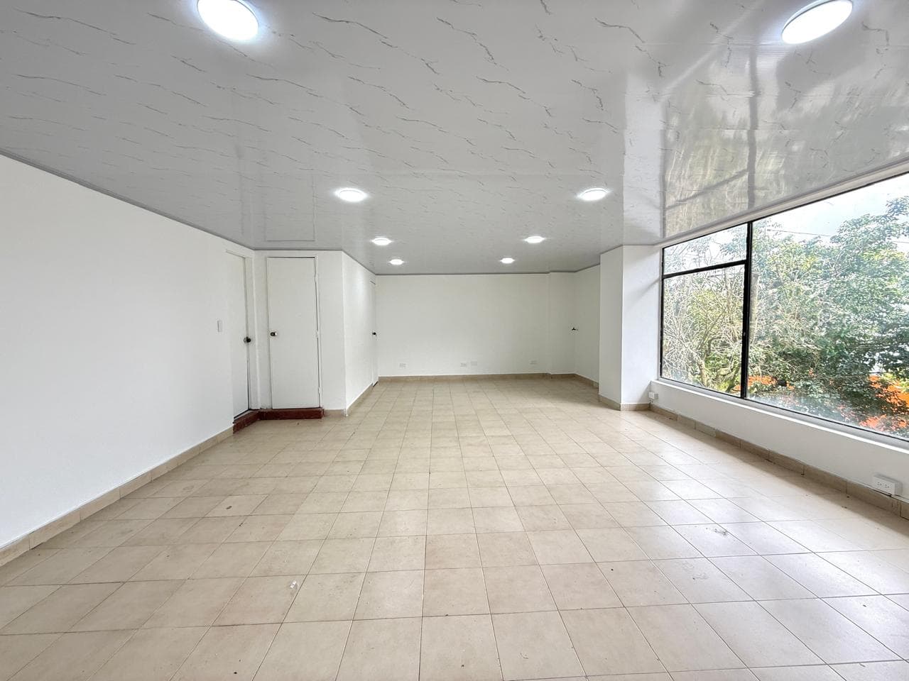 Local en arriendo en Av De, 30 De Agosto, Pereira — foto 1 de 9