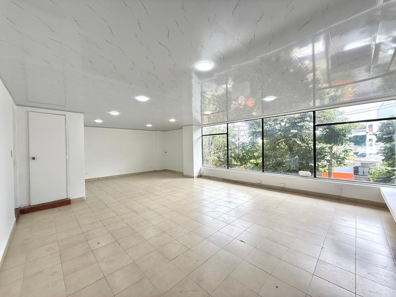 Local en arriendo en Av De, 30 De Agosto, Pereira — foto 2 de 9