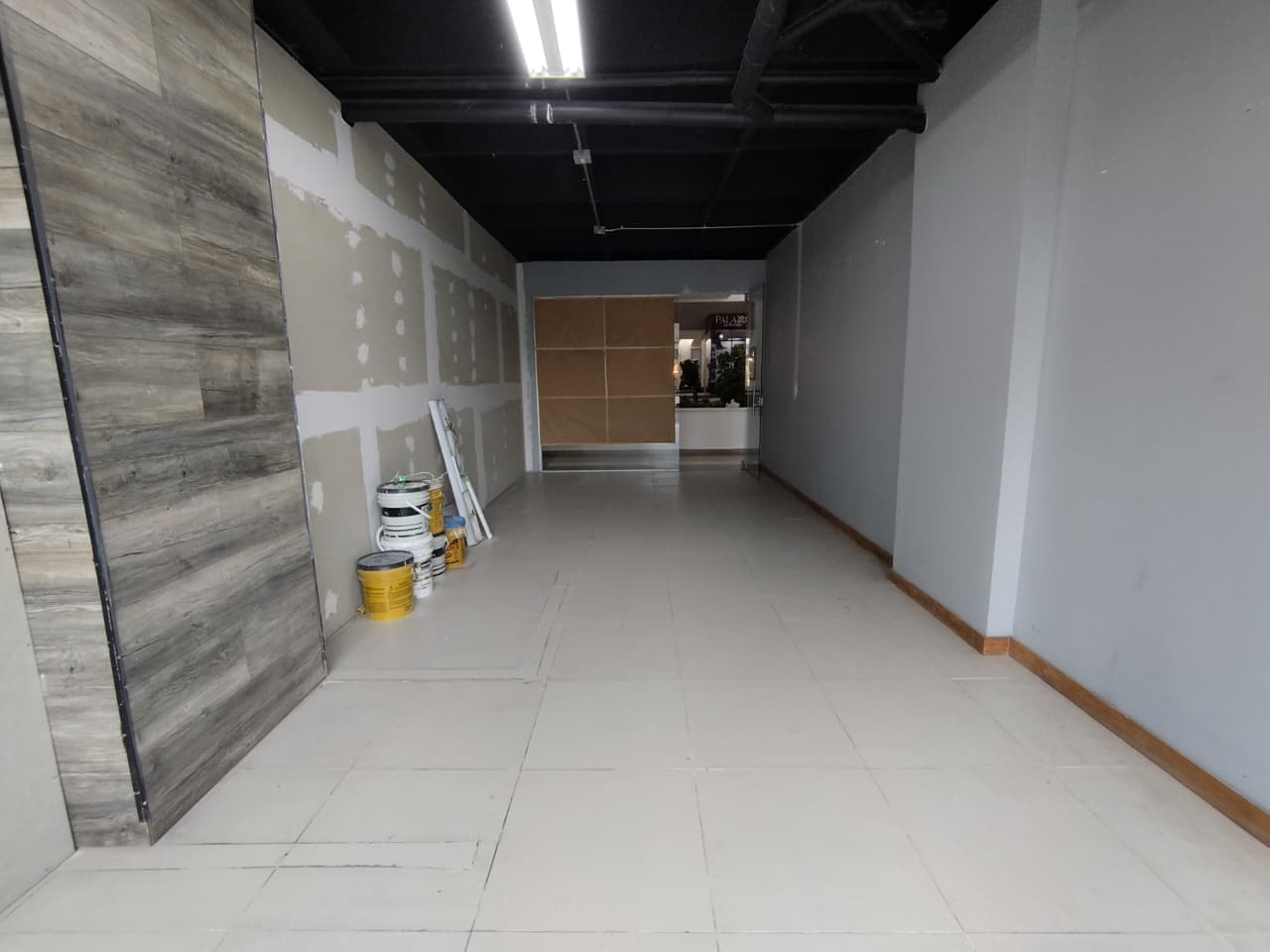 Local en arriendo en Milla De Oro, El Poblado, Medellín — foto 1 de 10