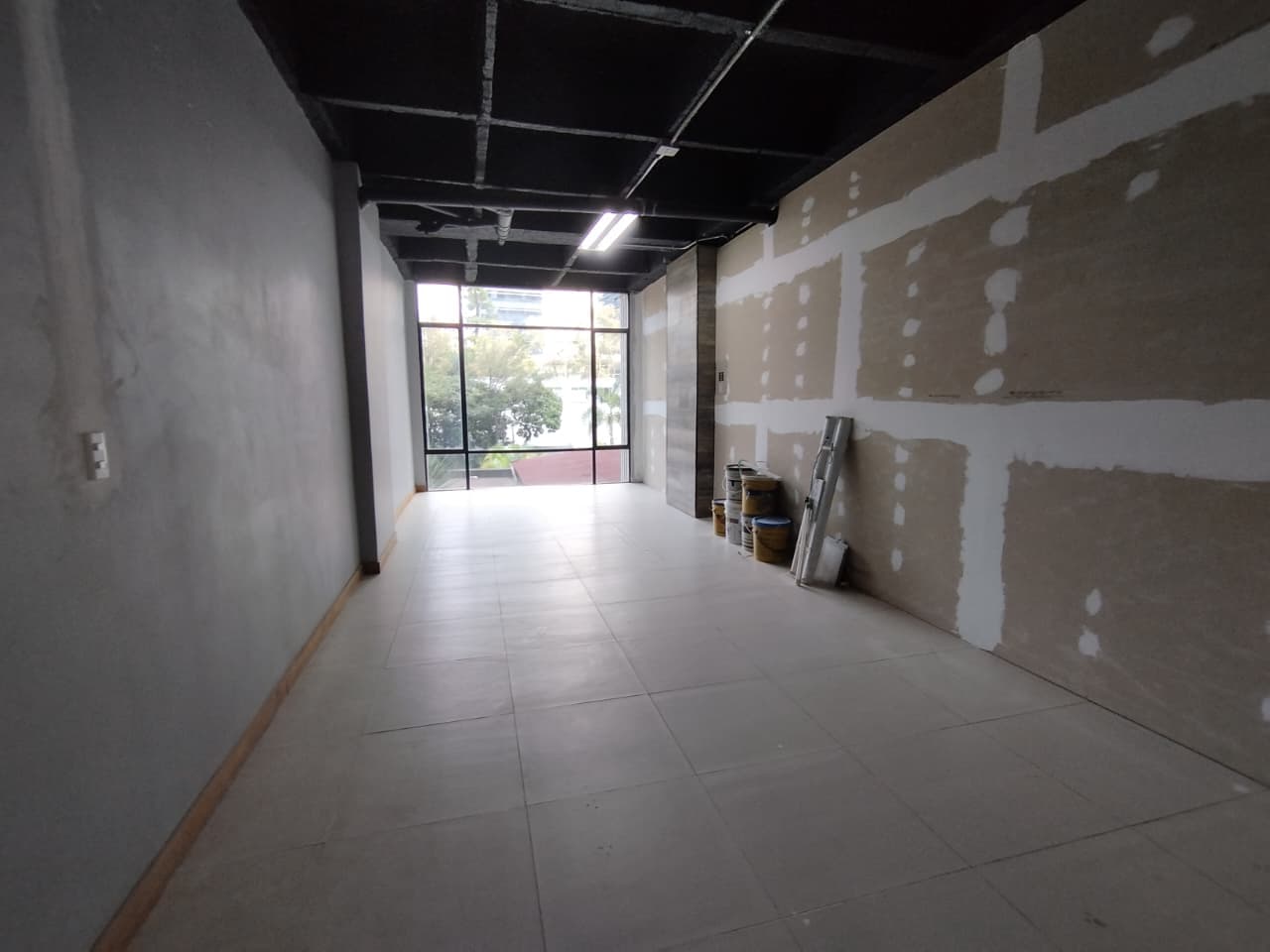 Local en arriendo en Milla De Oro, El Poblado, Medellín — foto 2 de 10