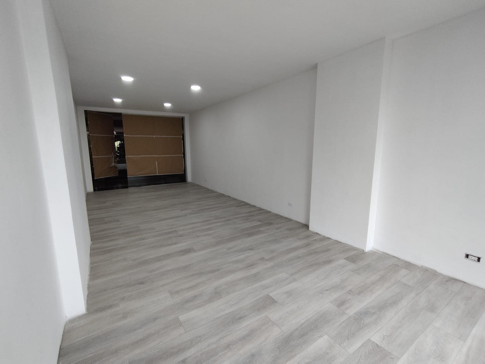 Local en arriendo en Milla De Oro, El Poblado, Medellín — foto 5 de 8
