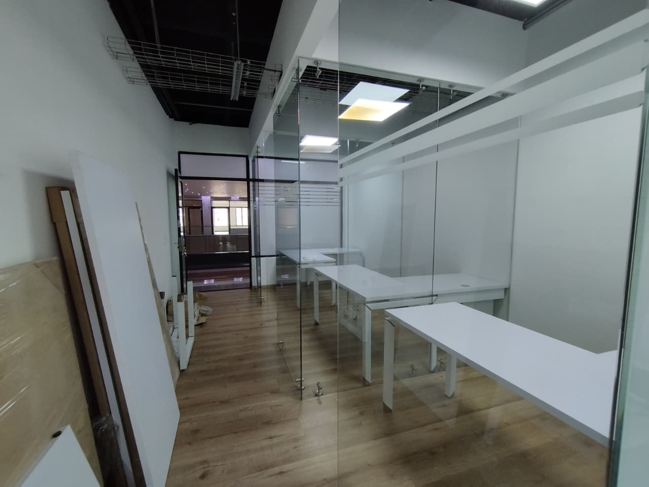 Local en arriendo en Milla De Oro, El Poblado, Medellín — foto 1 de 8