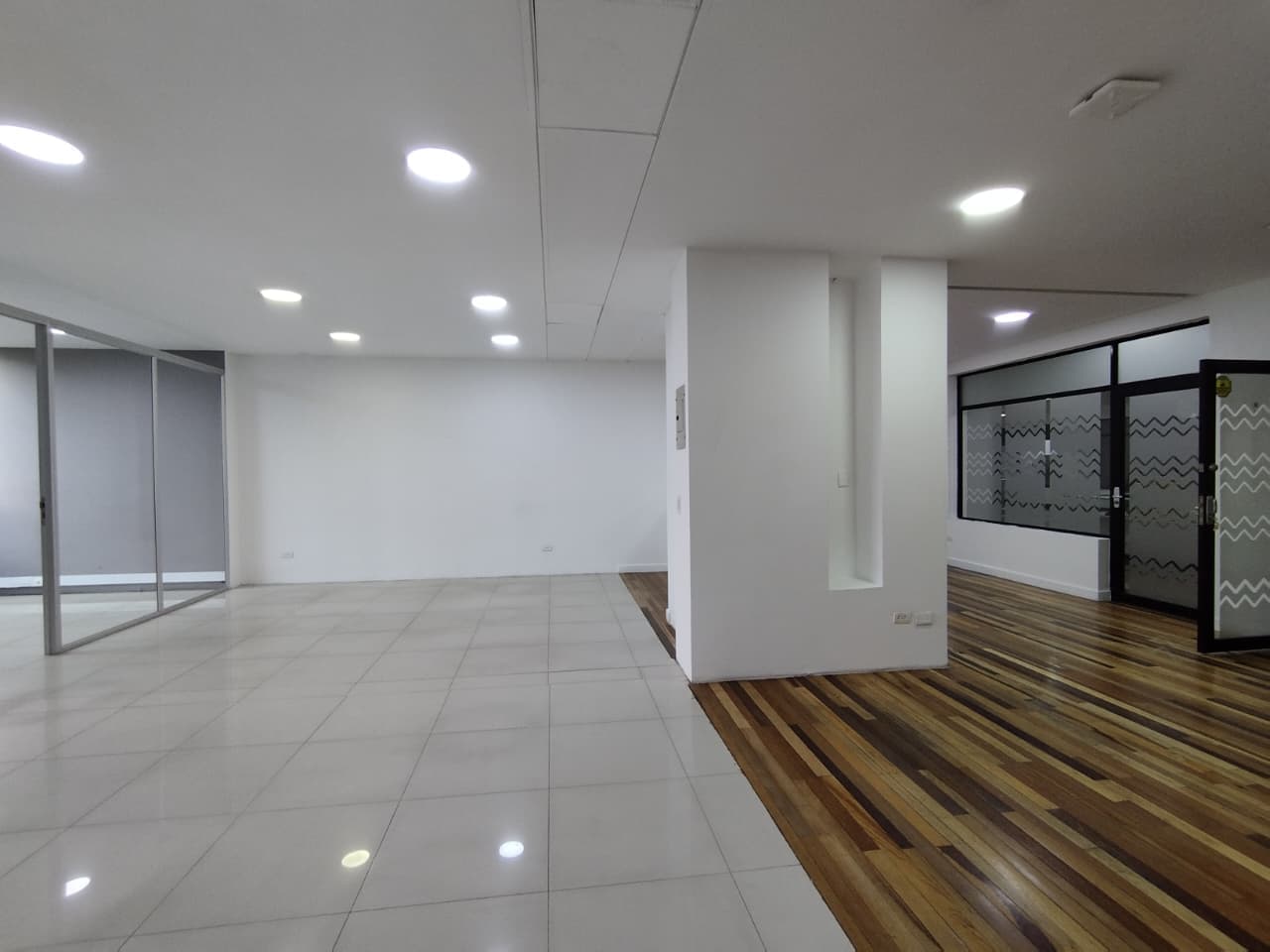 Local en arriendo en Milla De Oro, El Poblado, Medellín — foto 5 de 11