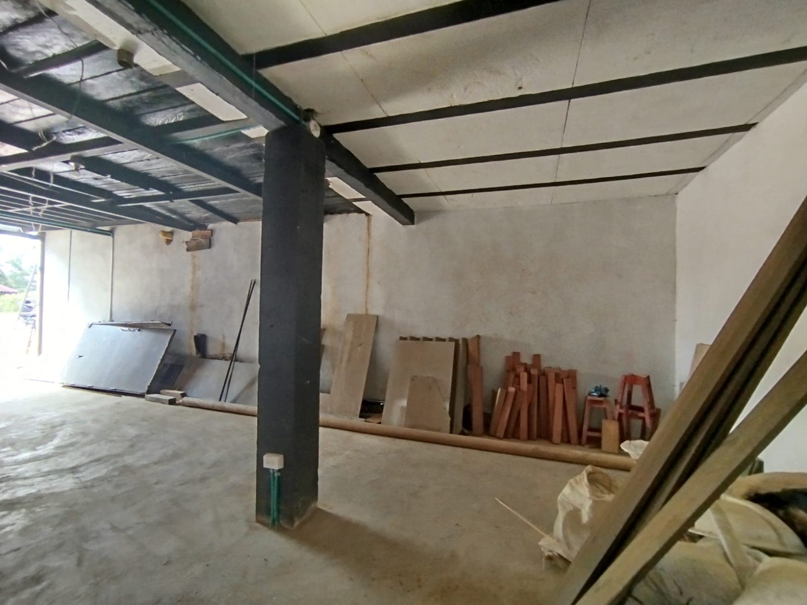 Local en arriendo en Retiro — foto 1 de 8