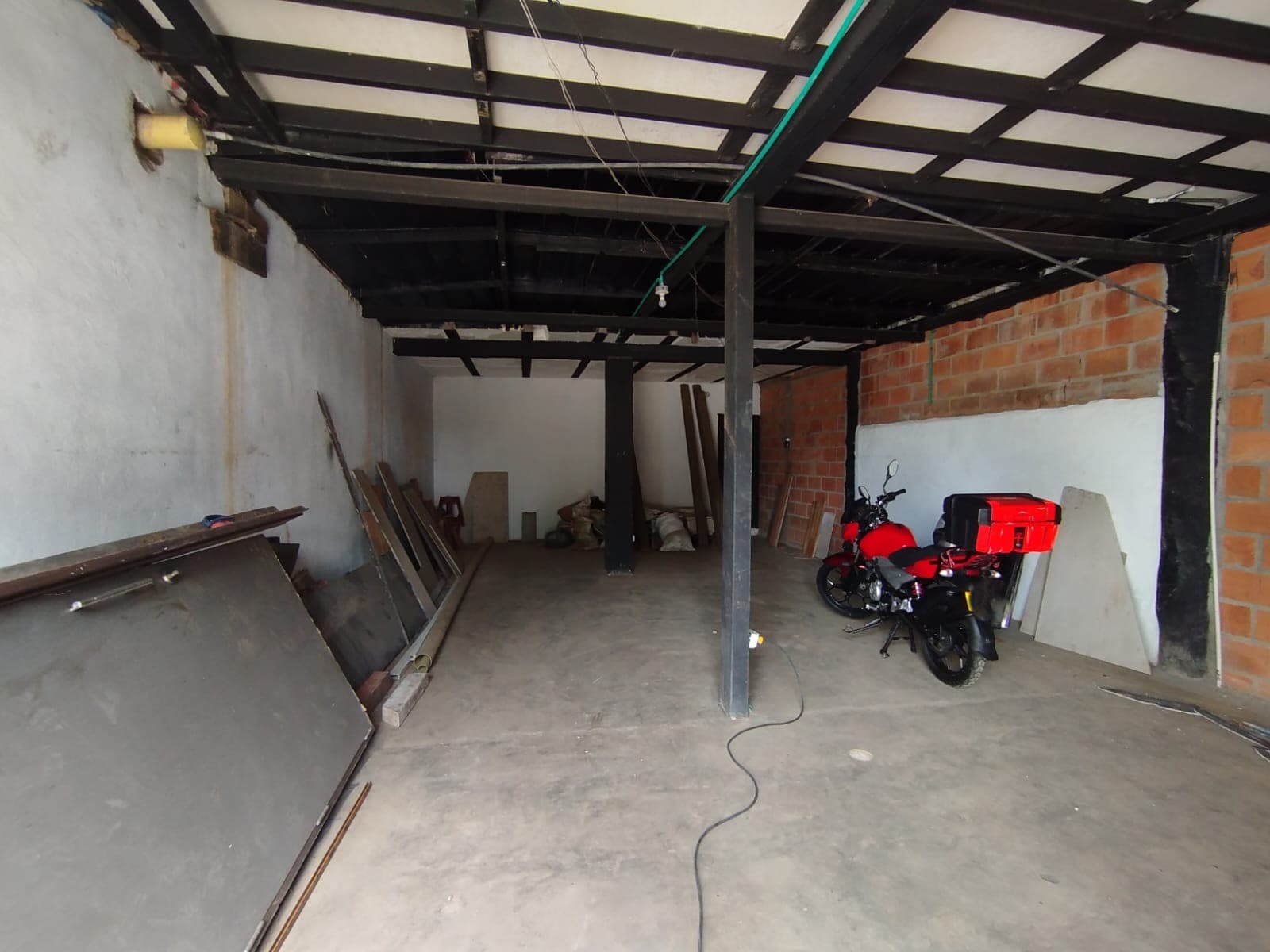 Local en arriendo en Retiro — foto 2 de 8