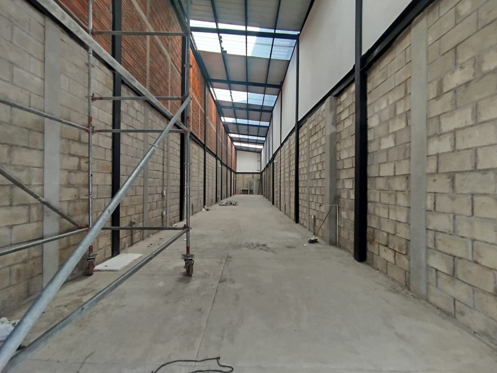 Bodega en arriendo en Manchester, Bello — foto 5 de 8