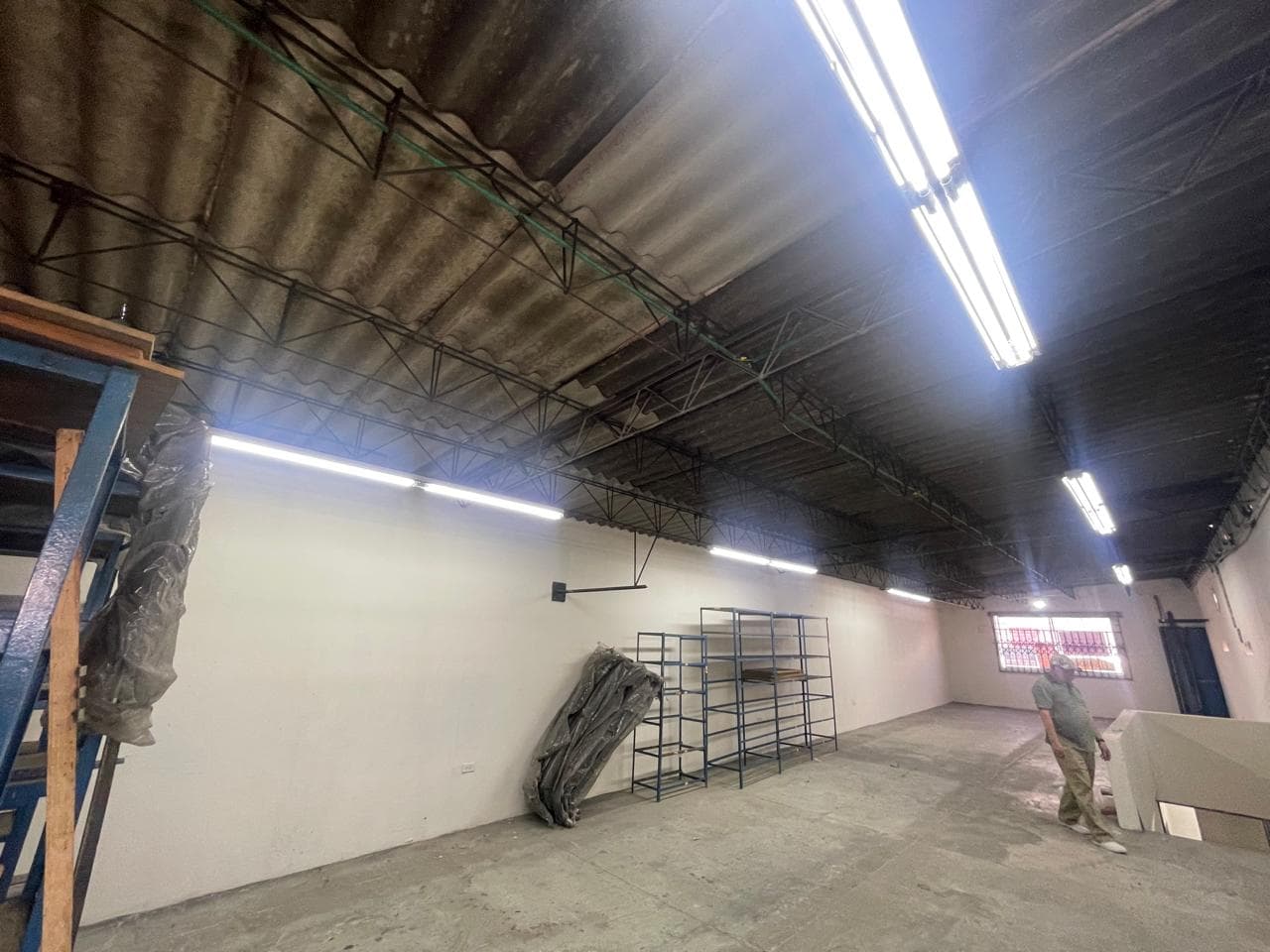 Bodega en arriendo en San Diego, El Poblado, Medellín — foto 4 de 11