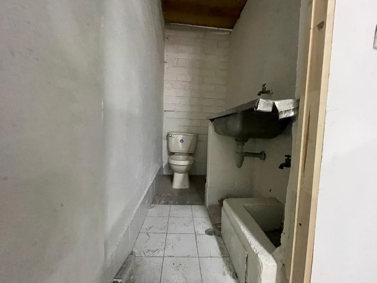 Bodega en arriendo en San Diego, El Poblado, Medellín — foto 5 de 11