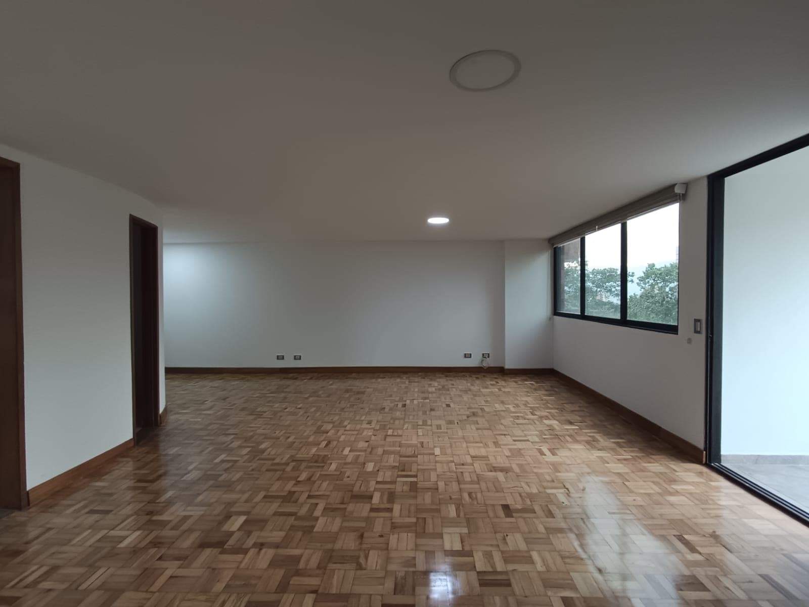 Apartamento en arriendo en El Poblado, Medellín — foto 3 de 20
