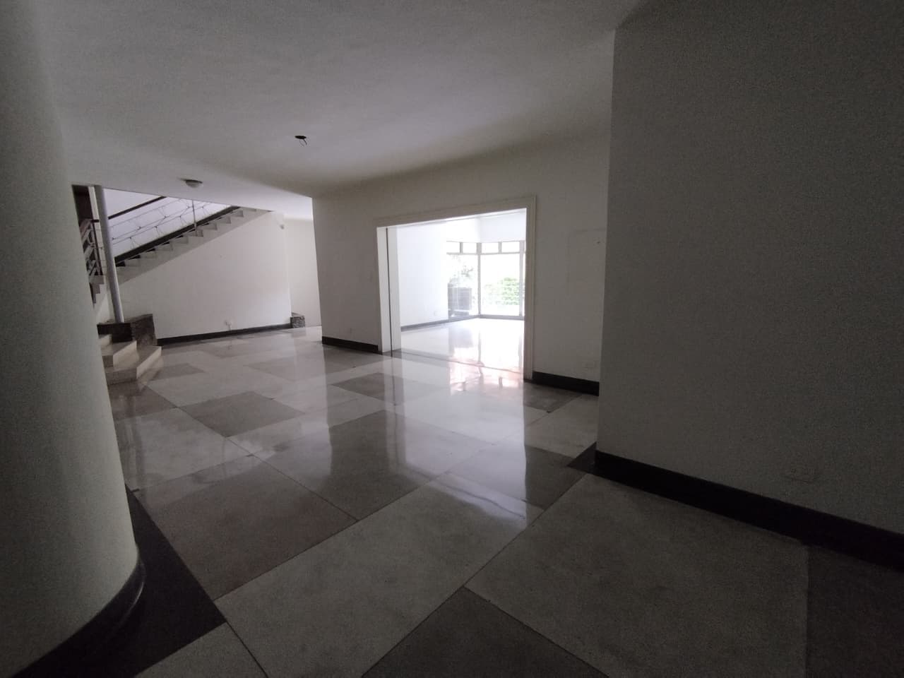Casa Comercial en arriendo en Santa María De Los Ángeles, El Poblado, Medellín — foto 4 de 20