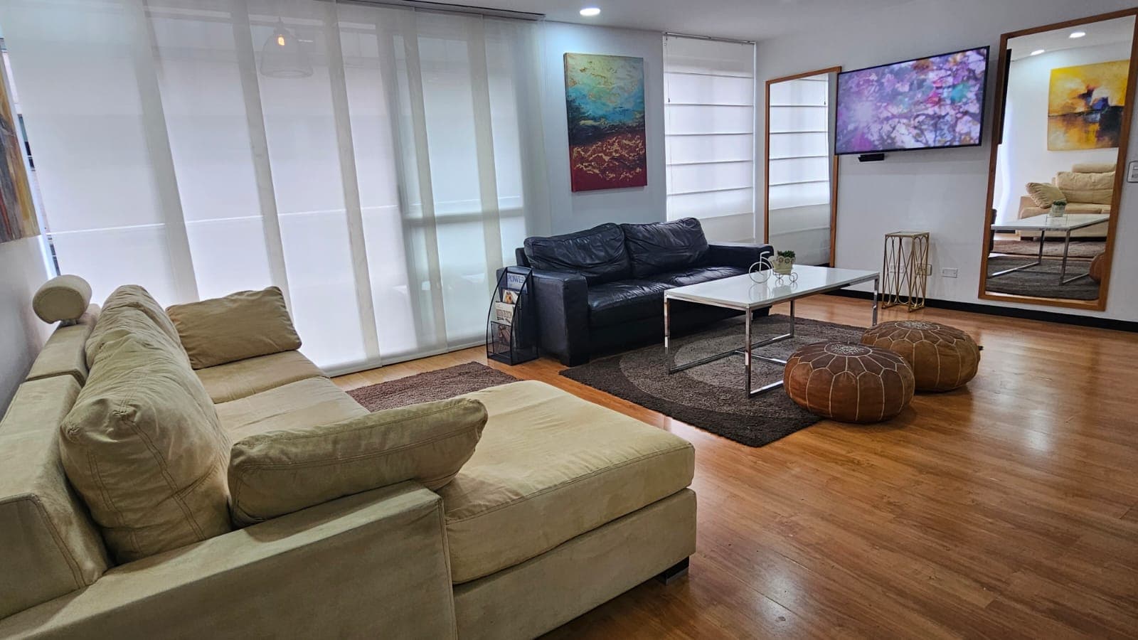 Apartamento en arriendo en Ciudad Del Rio, El Poblado, Medellín — foto 1 de 20