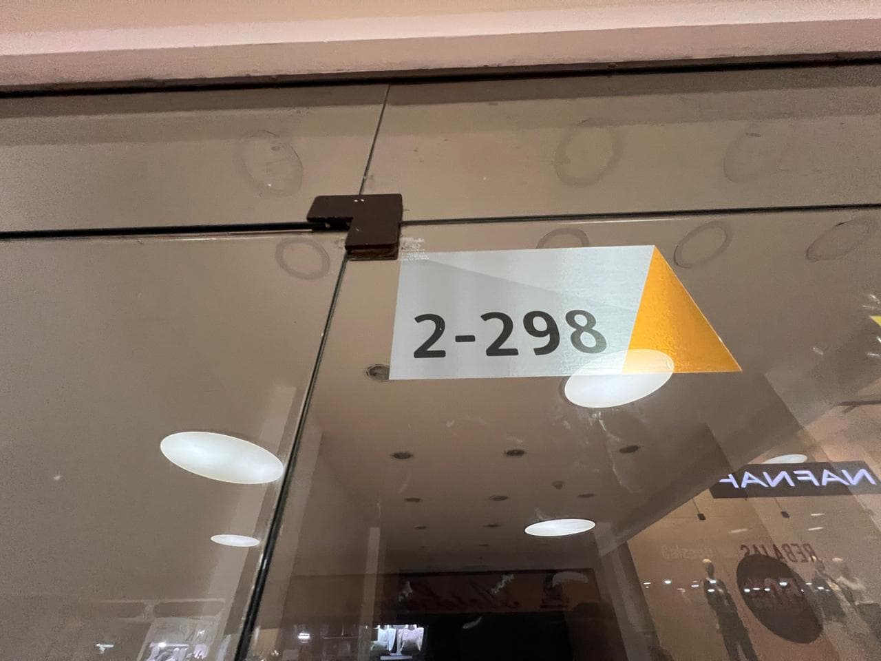 Local en arriendo en Conquistadores, Laureles, Medellín — foto 3 de 9