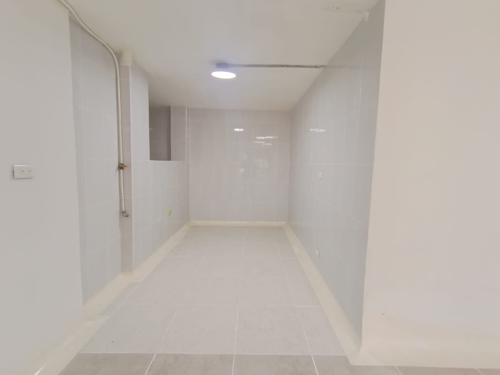 Local en arriendo en Suramericana, Laureles, Medellín — foto 3 de 10