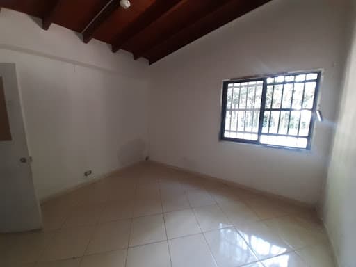 Casa Comercial en arriendo en Malibú, Belen, Medellín — foto 2 de 14