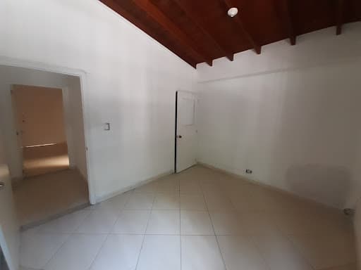 Casa Comercial en arriendo en Malibú, Belen, Medellín — foto 3 de 14