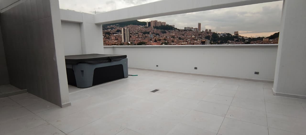 Apartaestudio en arriendo en Bombona, Centro, Medellín — foto 4 de 16