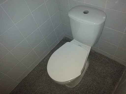 Local en arriendo en Santa Fé, Guayabal, Medellín — foto 3 de 8