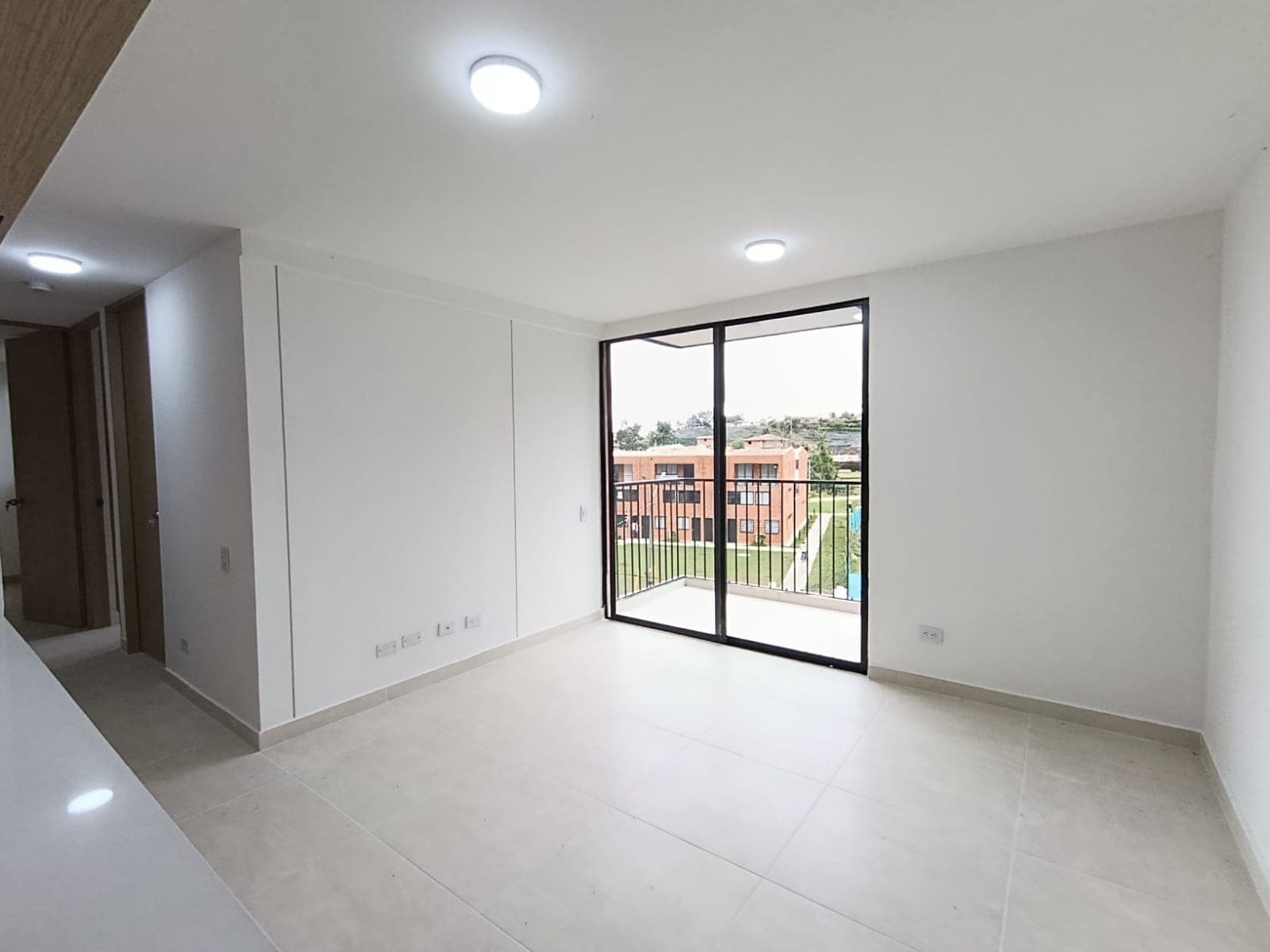 Apartamento en arriendo en El Carmen De Viboral — foto 2 de 15