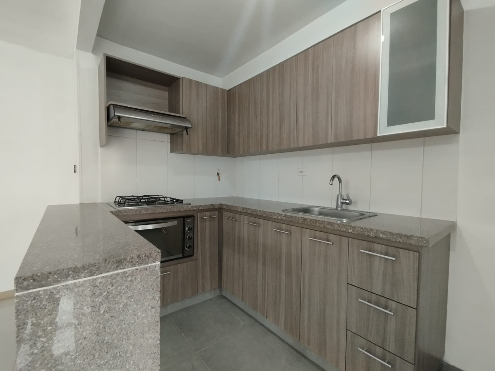 Apartamento en arriendo en Oasis, Envigado — foto 4 de 16