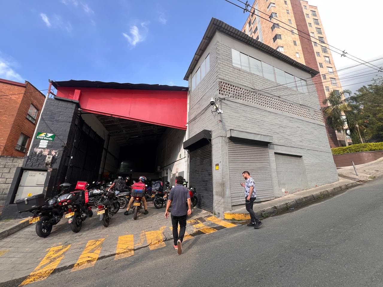 Bodega en arriendo en Loma De Los Parra, El Poblado, Medellín — foto 1 de 20
