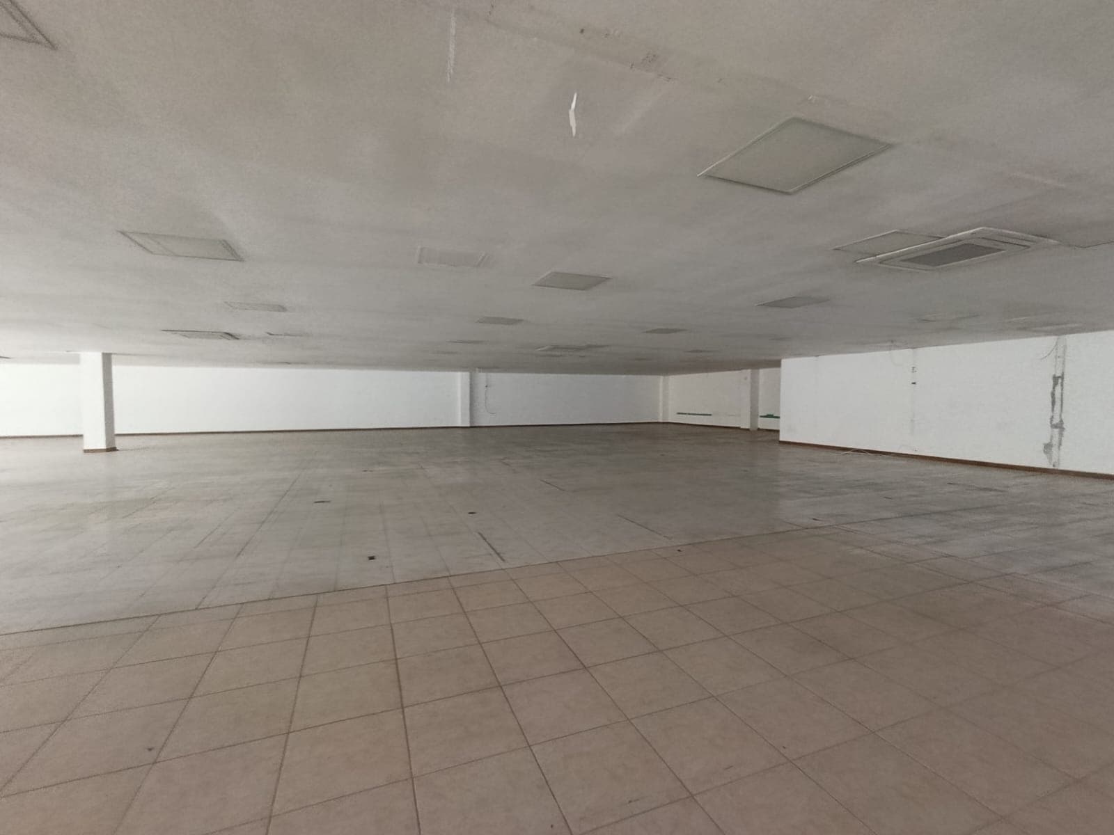 Bodega en arriendo en Glorieta Pilsen, Itagui — foto 3 de 20