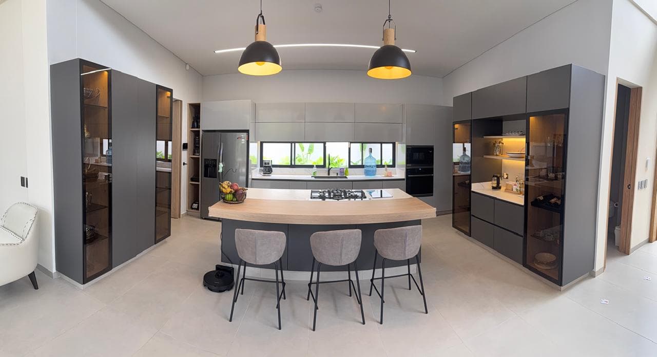 Casa Campestre en arriendo en Loma Del Escobero, Envigado — foto 1 de 20