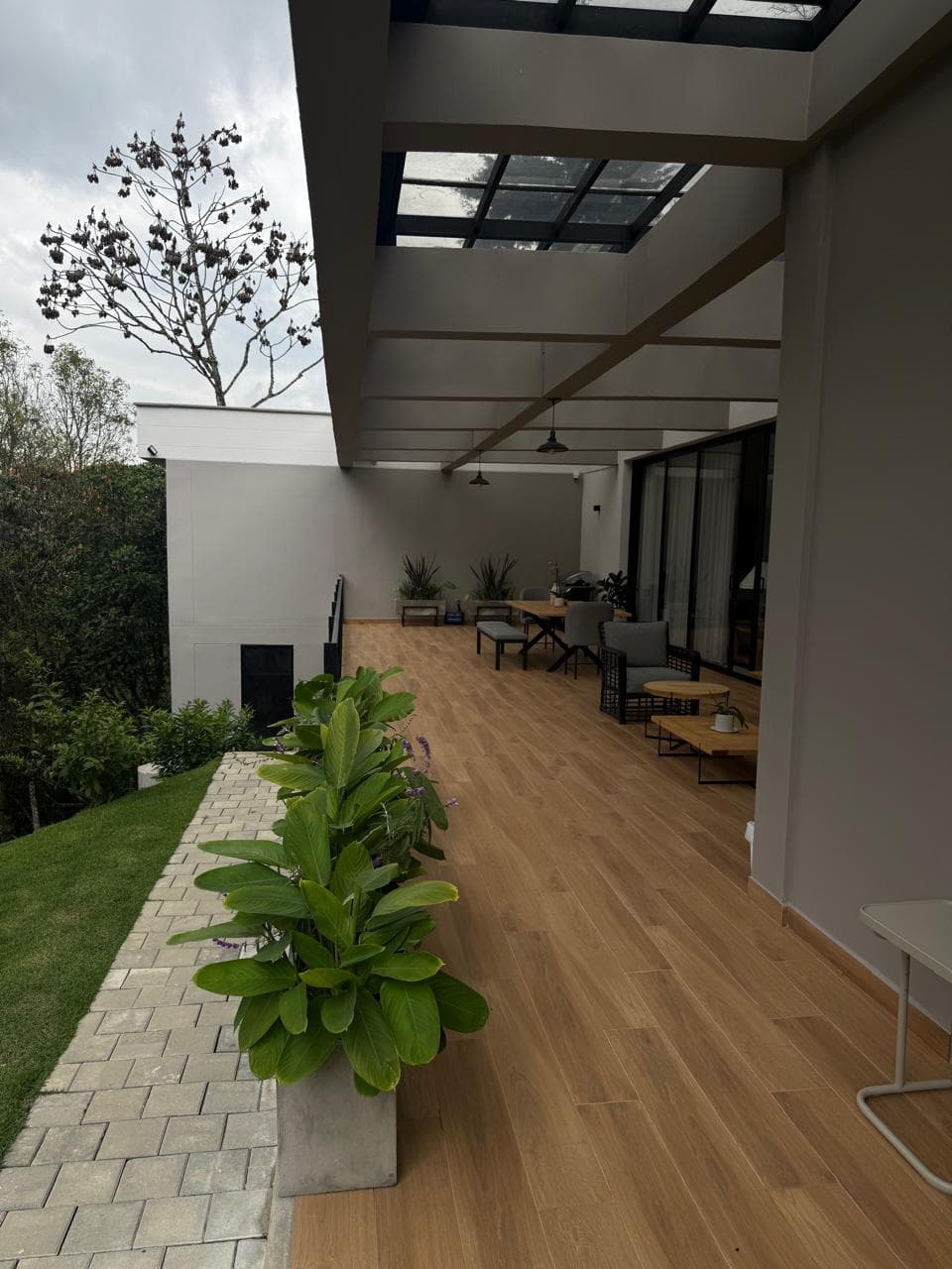 Casa Campestre en arriendo en Loma Del Escobero, Envigado — foto 3 de 20