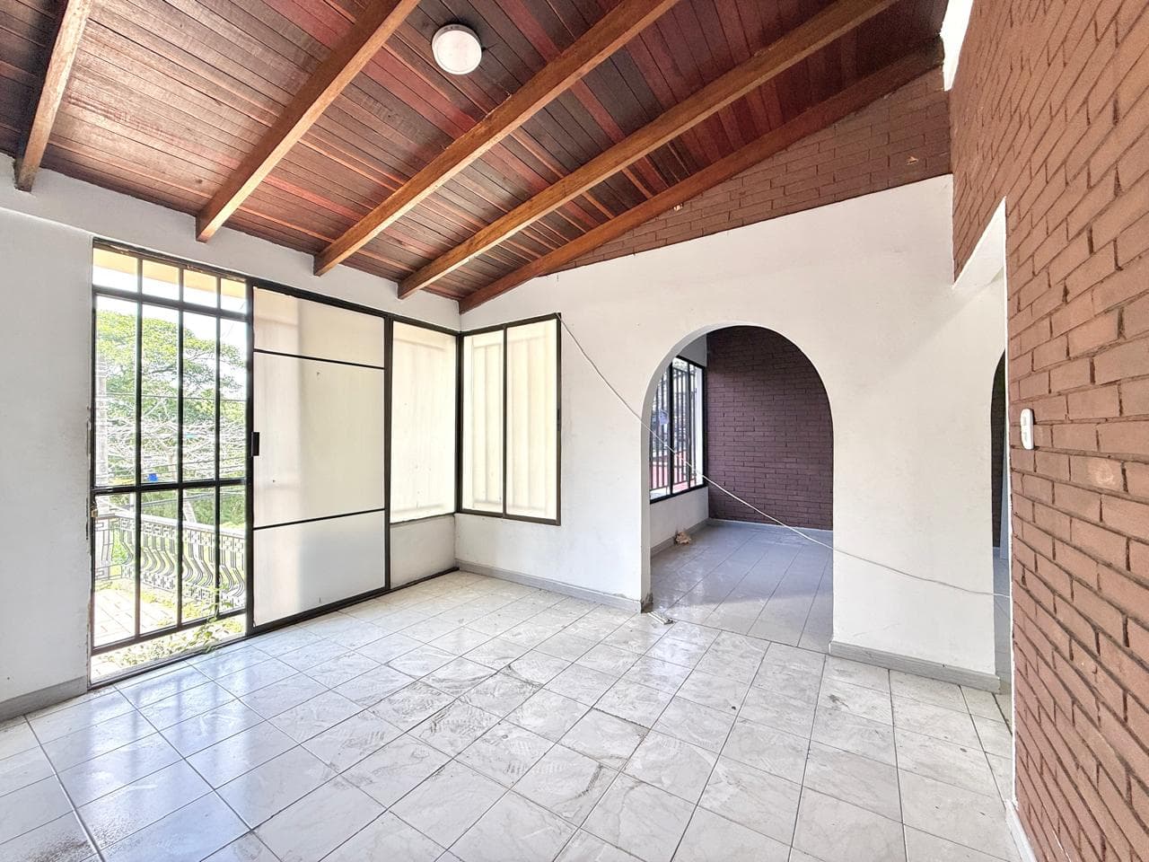 Casa Comercial en arriendo en Maraya, 30 De Agosto, Pereira — foto 2 de 17