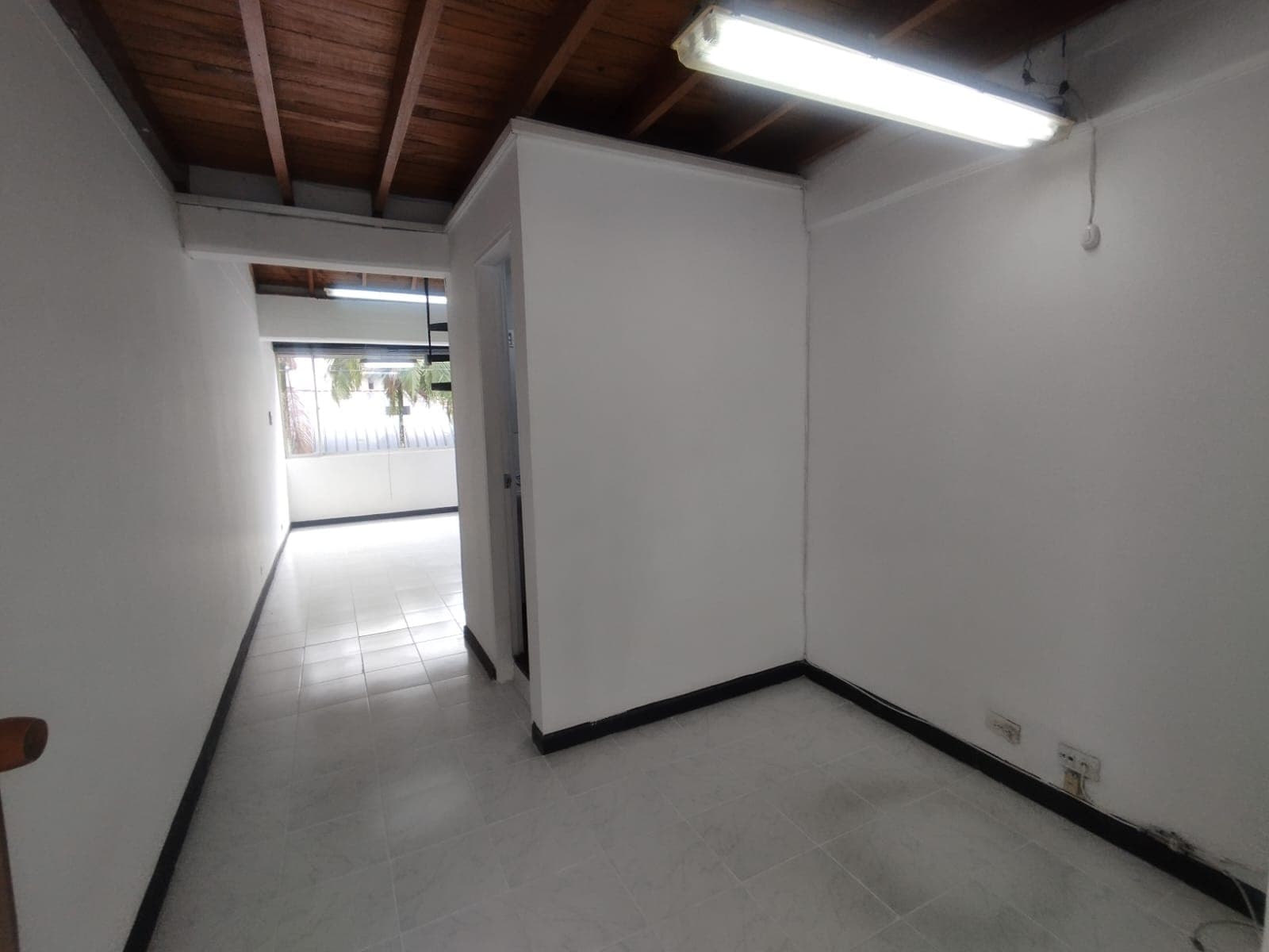Oficina en arriendo en San Diego, El Poblado, Medellín — foto 3 de 14