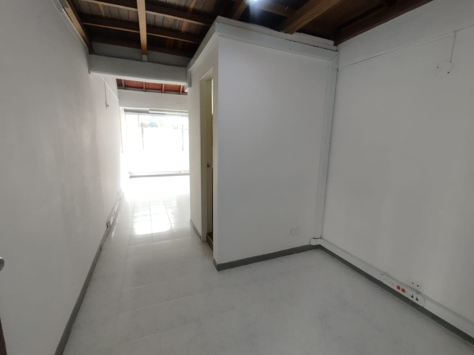 Oficina en arriendo en San Diego, El Poblado, Medellín — foto 3 de 14