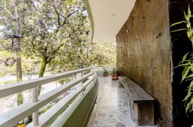Casa Comercial en arriendo en Conquistadores, Laureles, Medellín — foto 5 de 19