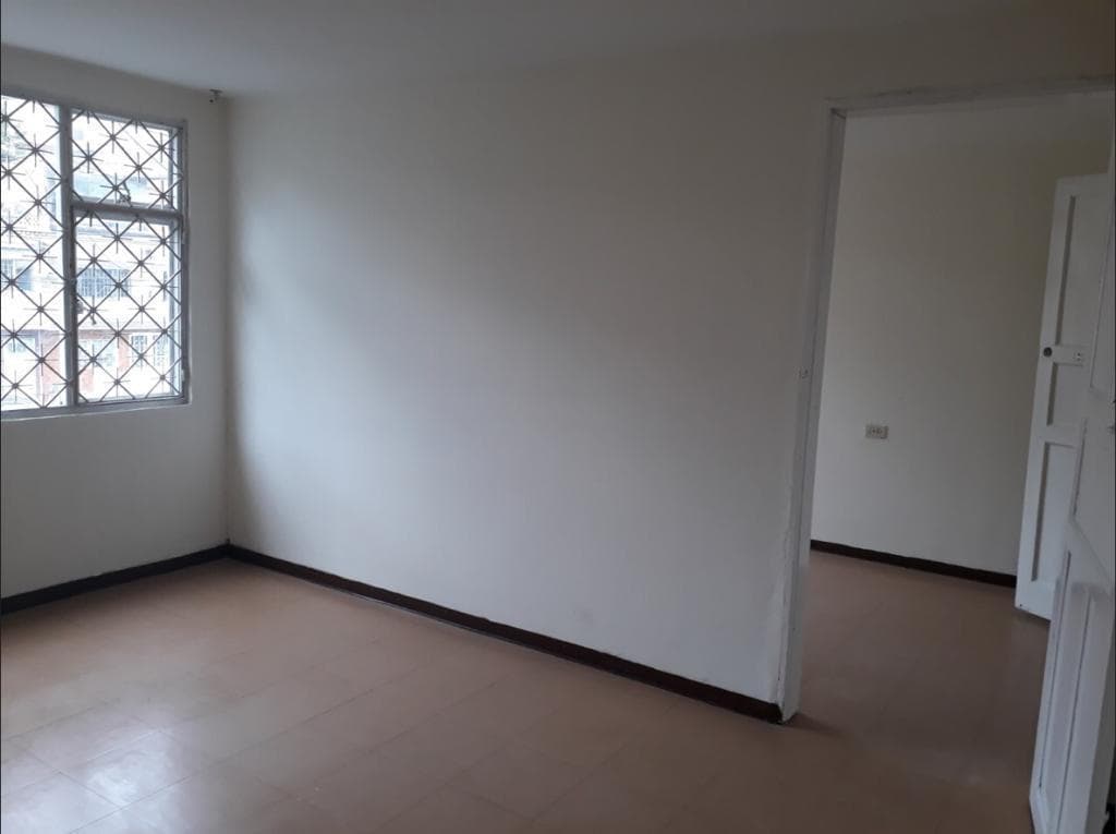 Casa Vivienda en arriendo en La Trinidad, Puente Aranda, Bogotá, D.C. — foto 4 de 10