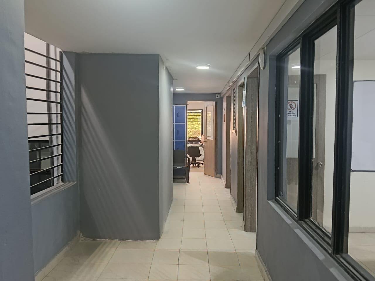 Local en arriendo en Santa Isabel, Los Martires, Bogotá, D.c. — foto 1 de 20