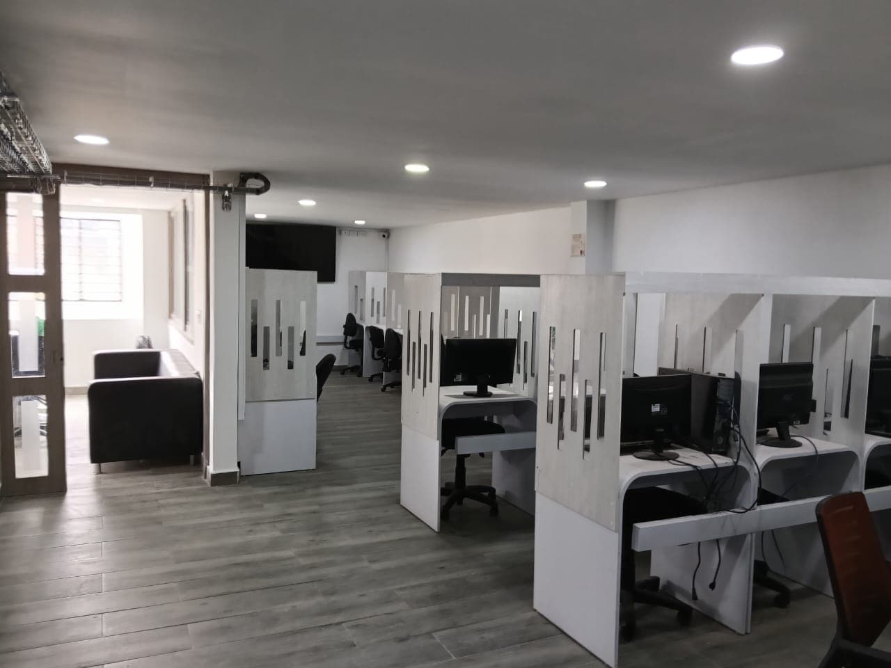 Local en arriendo en Santa Isabel, Los Martires, Bogotá, D.c. — foto 3 de 20
