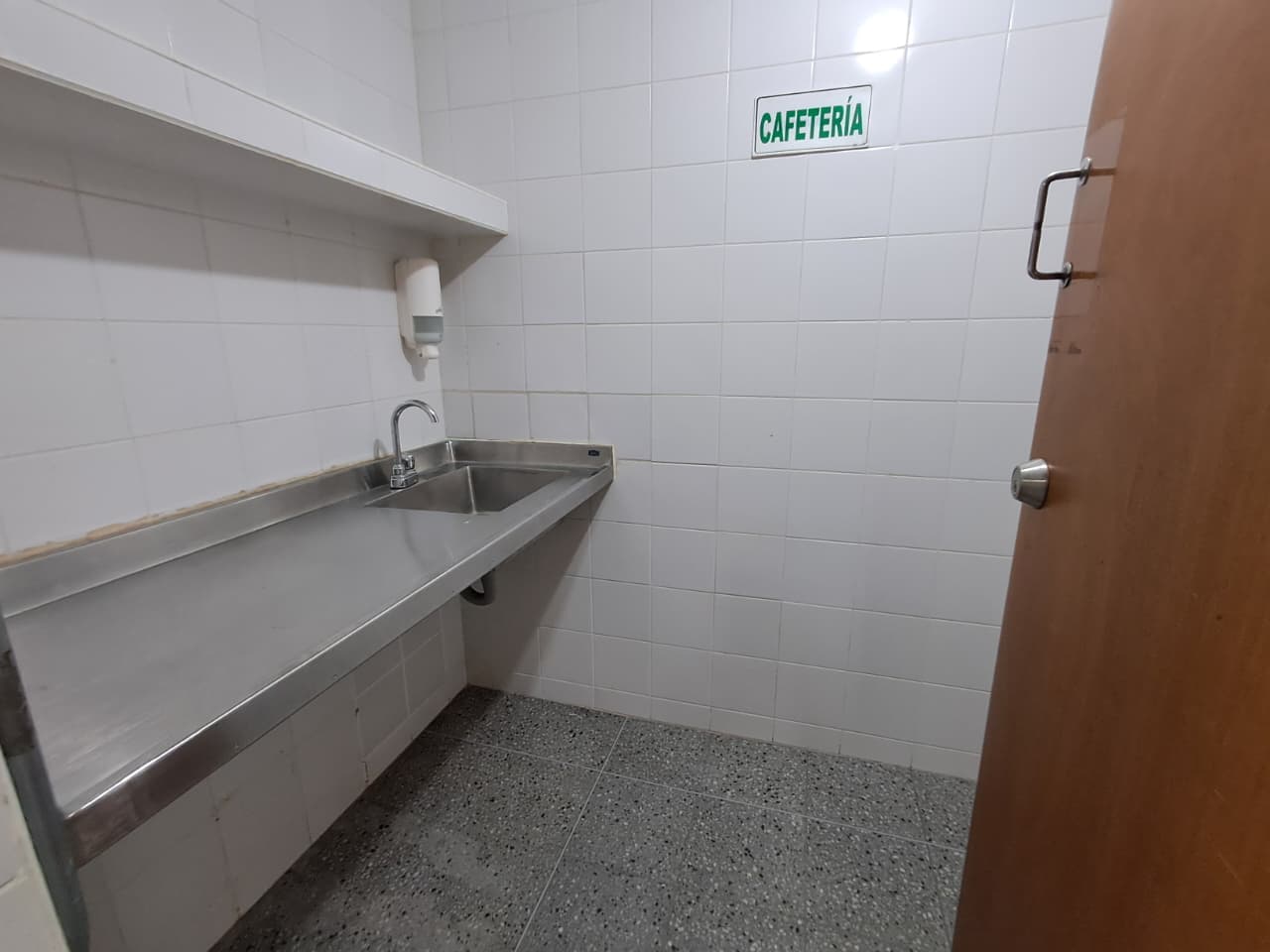 Local en arriendo en Guayabal, Medellín — foto 5 de 14