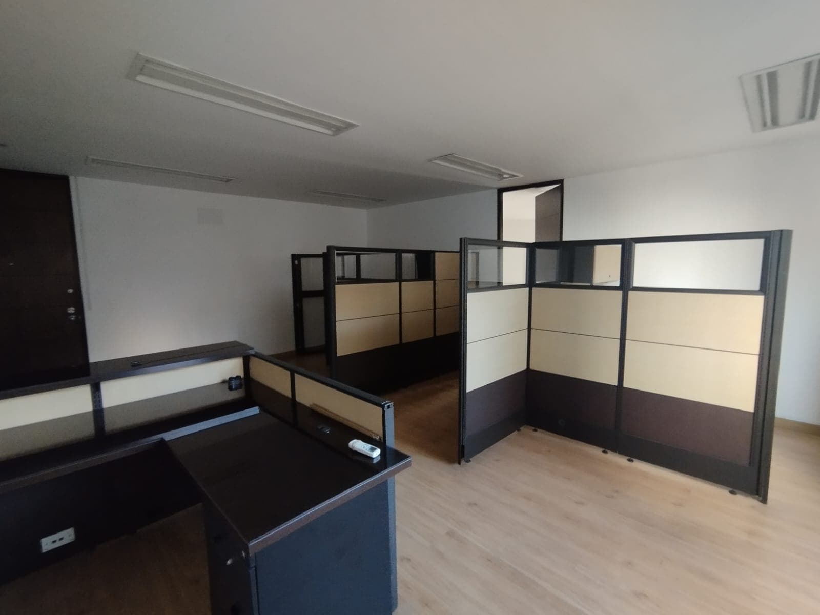 Oficina en arriendo en Los Balsos, El Poblado, Medellín — foto 3 de 13