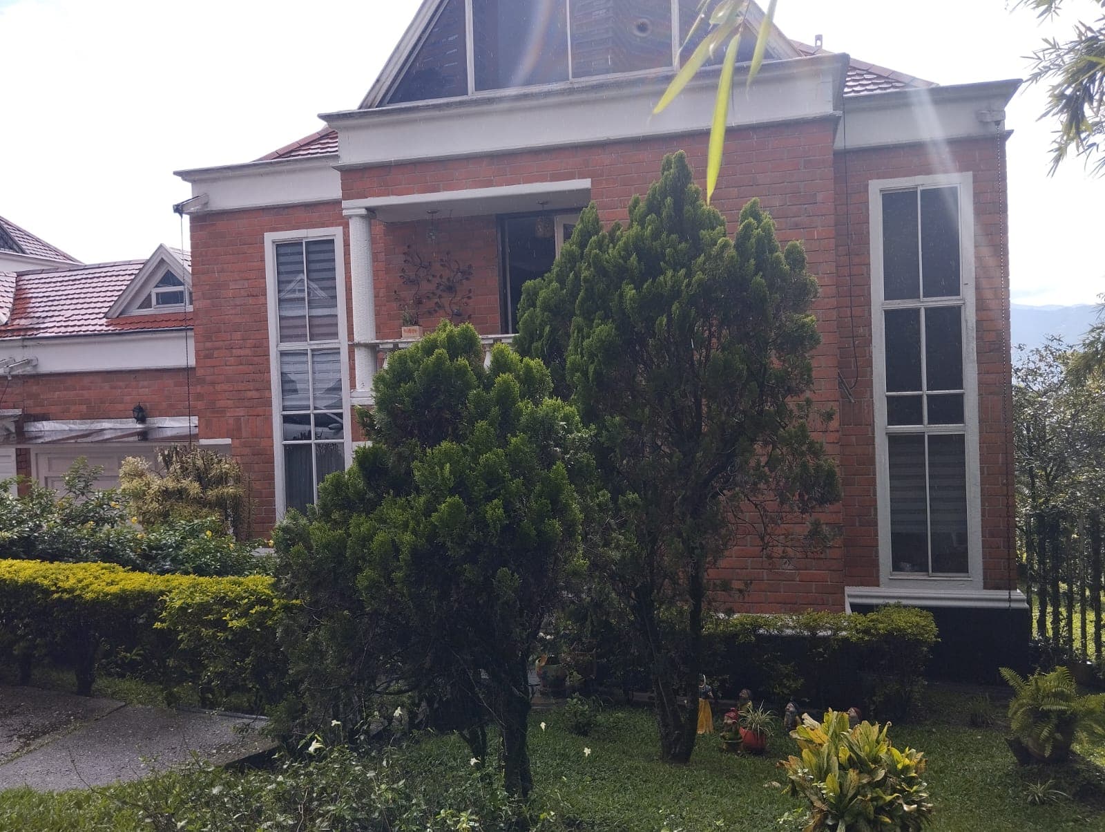 Casa Vivienda en arriendo en La Asomadera, El Poblado, Medellín — foto 3 de 20