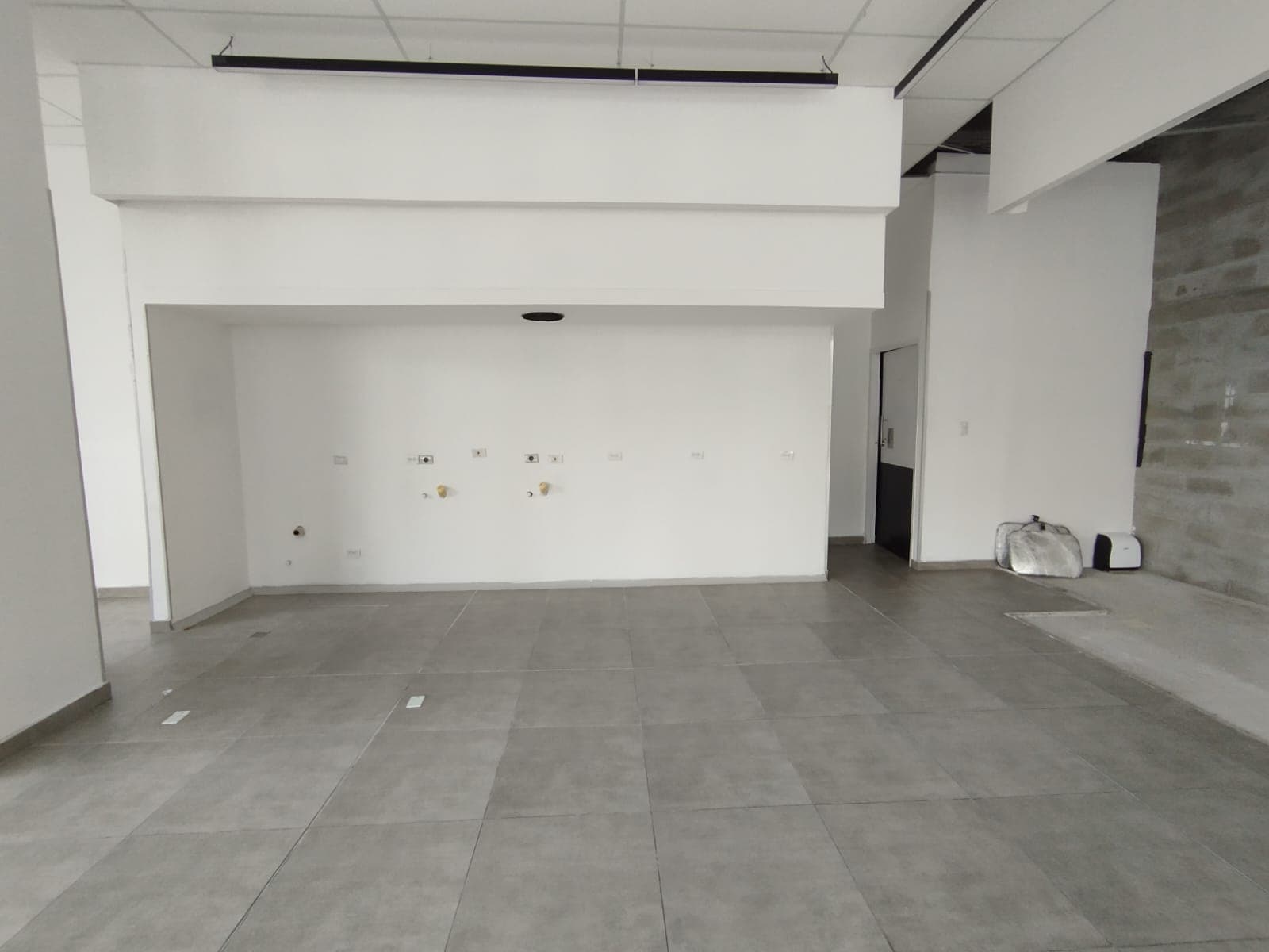 Local en arriendo en Mayorca, Sabaneta — foto 3 de 11