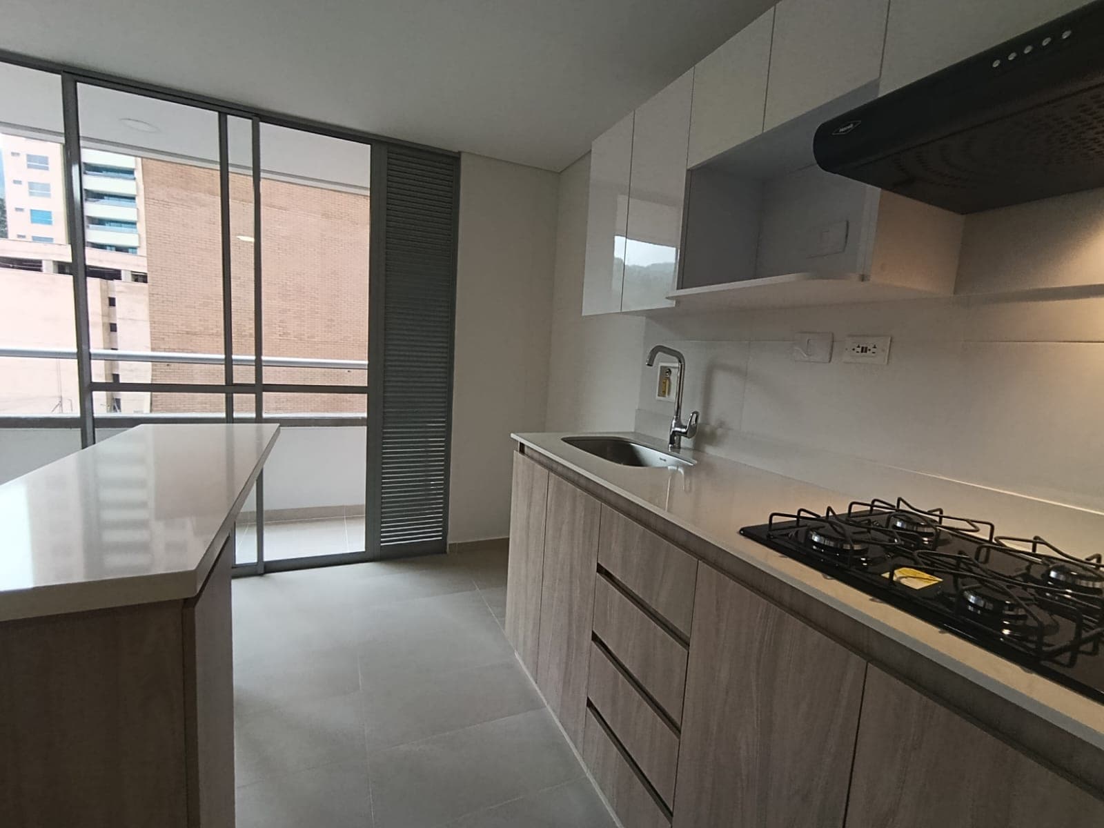 Apartamento en arriendo en Loma San José, Sabaneta — foto 5 de 20