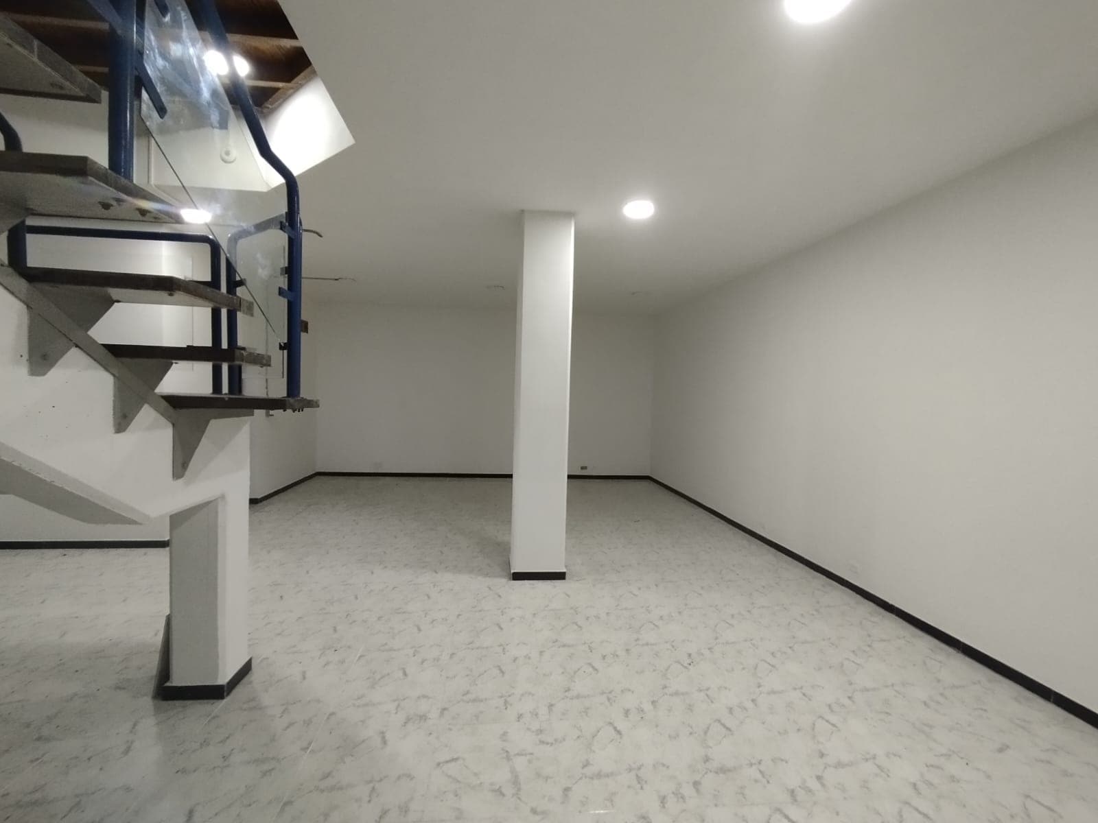 Local en arriendo en La Candelaria, Centro, Medellín — foto 2 de 12