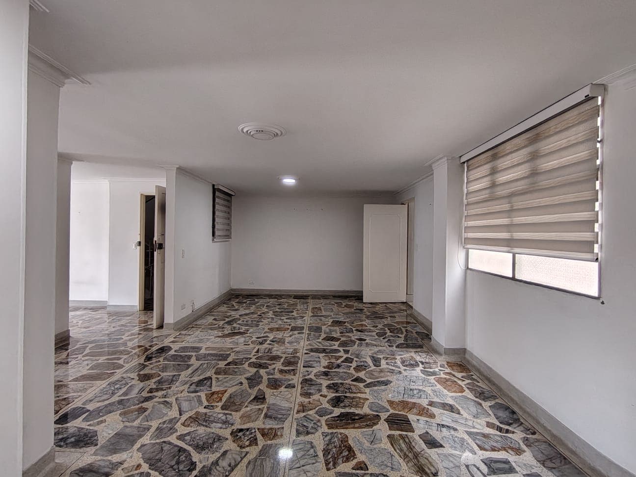 Apartamento en arriendo en Las Acacias, Laureles, Medellín — foto 3 de 20